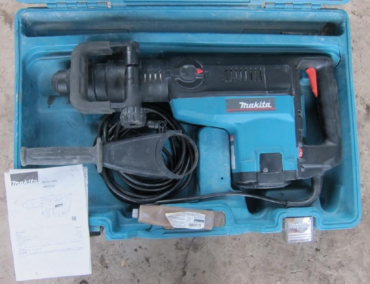 Перфоратор SDS-Max Makita HR5001C - 400 руб./сутки. 